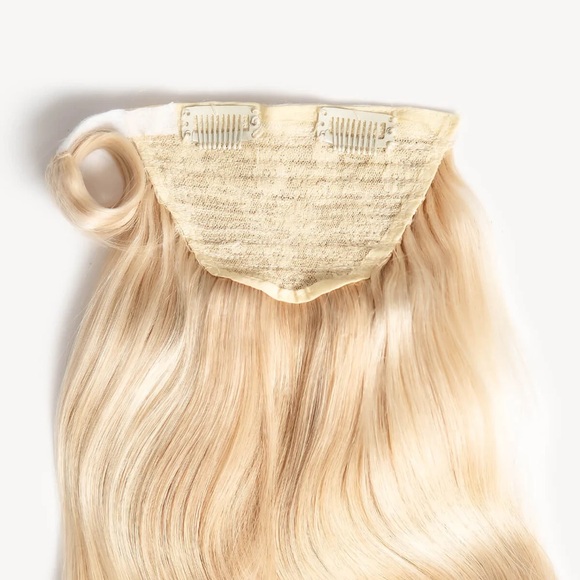 Milk & Blush 24” Ponytail Light Blonde Highlighted clip in soft/silky real hair. - Picture 2 of 7
